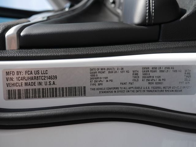 2026 Jeep Grand Cherokee Laredo Altitude