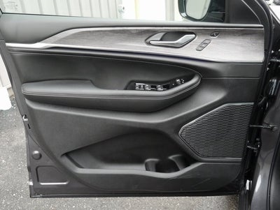 2025 Jeep Grand Cherokee Overland