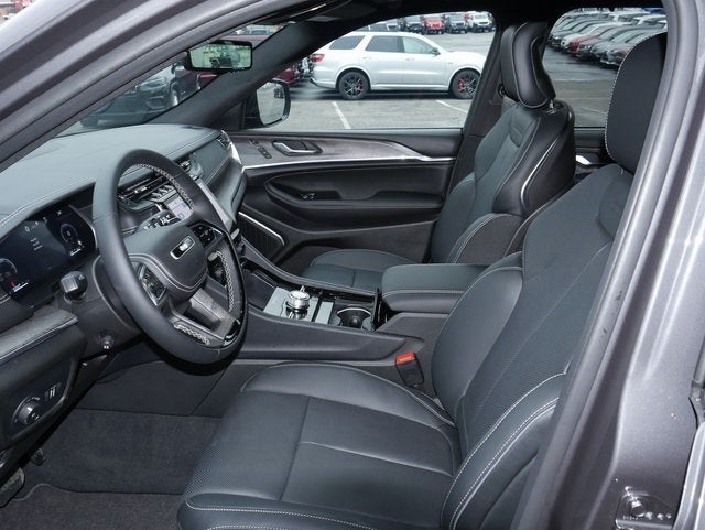 2025 Jeep Grand Cherokee Overland