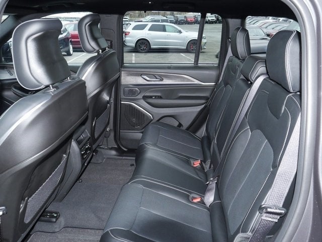 2025 Jeep Grand Cherokee Overland