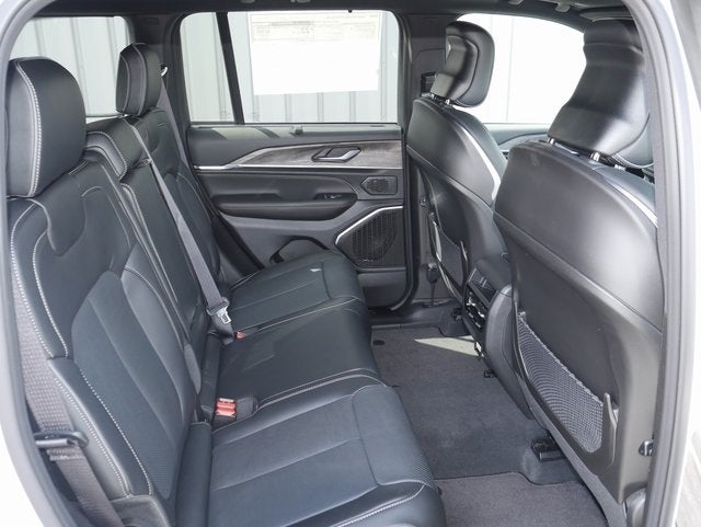 2025 Jeep Grand Cherokee Overland