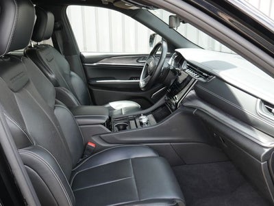 2022 Jeep Grand Cherokee Overland