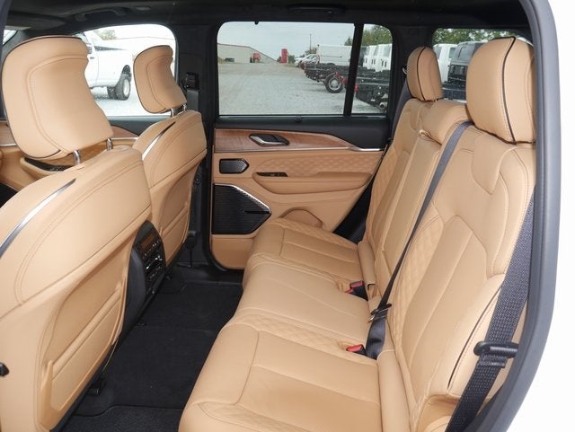 2025 Jeep Grand Cherokee Summit Reserve