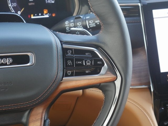 2025 Jeep Grand Cherokee Summit