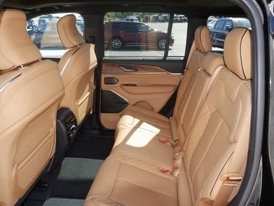 2025 Jeep Grand Cherokee Summit