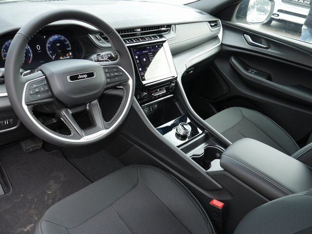 2026 Jeep Grand Cherokee L Laredo