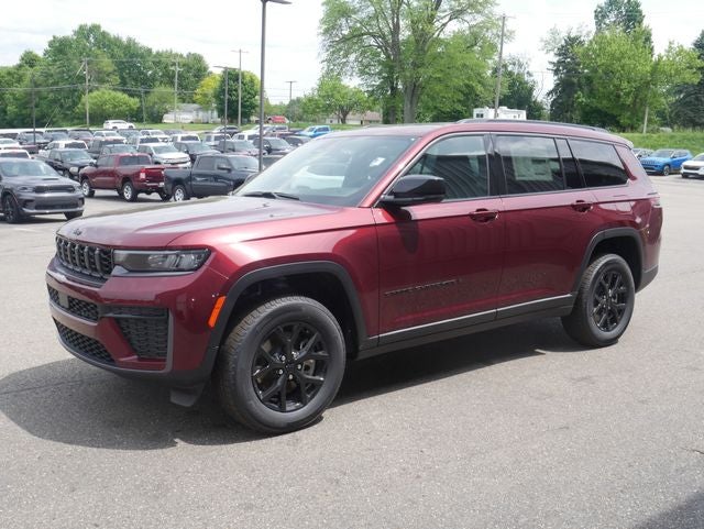 2026 Jeep Grand Cherokee Altitude