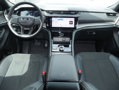 2026 Jeep Grand Cherokee Altitude