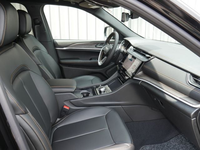2026 Jeep Grand Cherokee 85th Anniversary Edition