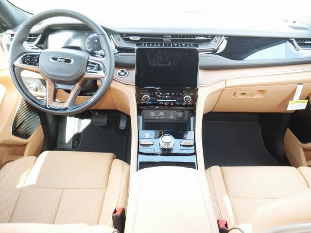 2025 Jeep Grand Cherokee L Summit