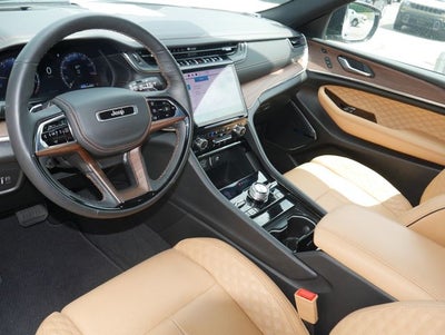 2025 Jeep Grand Cherokee L Summit