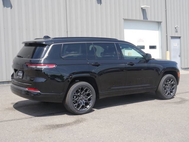 2026 Jeep Grand Cherokee Summit