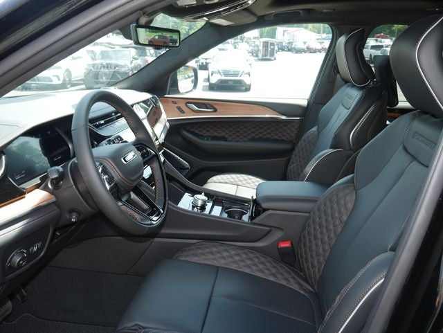 2026 Jeep Grand Cherokee Summit