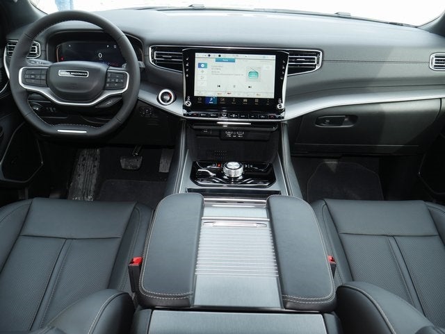 2026 Jeep Grand Wagoneer L 4x4