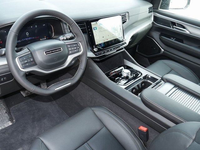 2026 Jeep Grand Wagoneer L 4x4