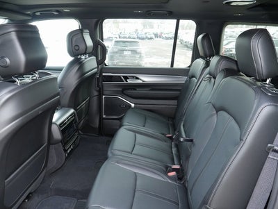 2026 Jeep Grand Wagoneer L 4x4