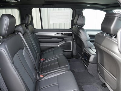 2026 Jeep Grand Wagoneer L 4x4