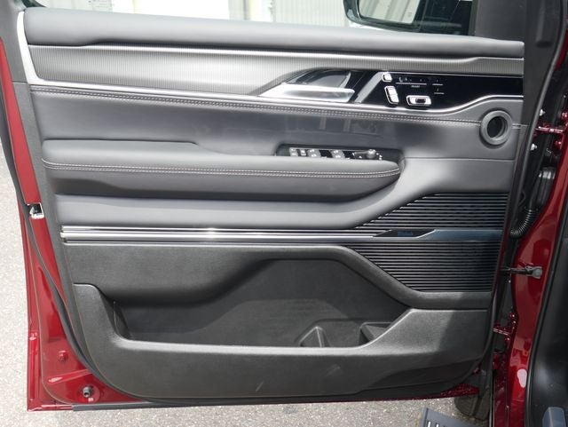 2026 Jeep Grand Wagoneer Summit Obsidian
