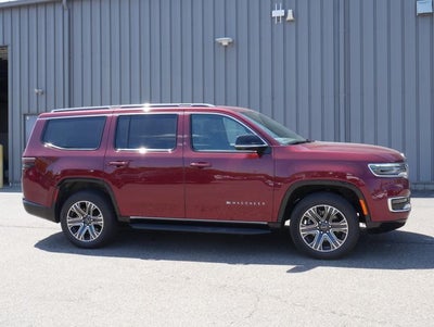 2025 Jeep Wagoneer Base