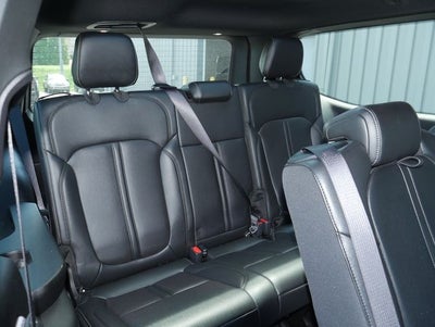 2025 Jeep Wagoneer Base