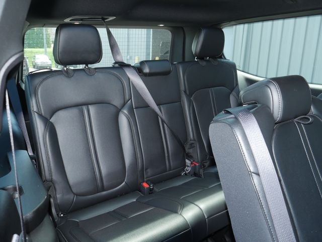 2025 Jeep Wagoneer Base