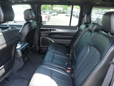 2025 Jeep Wagoneer Base