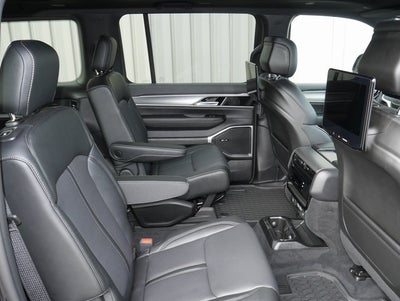 2025 Jeep Wagoneer Series II Overland