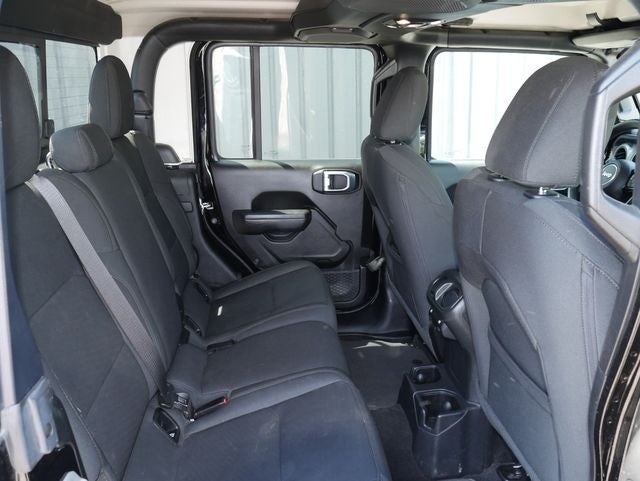 2022 Jeep Gladiator Sport