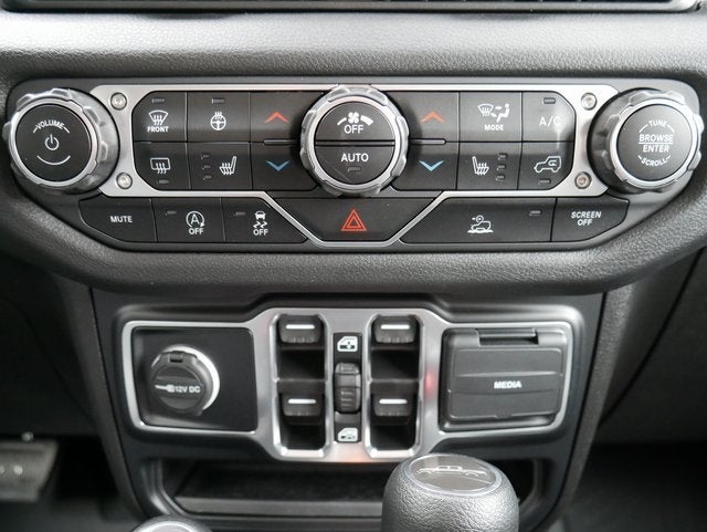 2024 Jeep Gladiator Sport