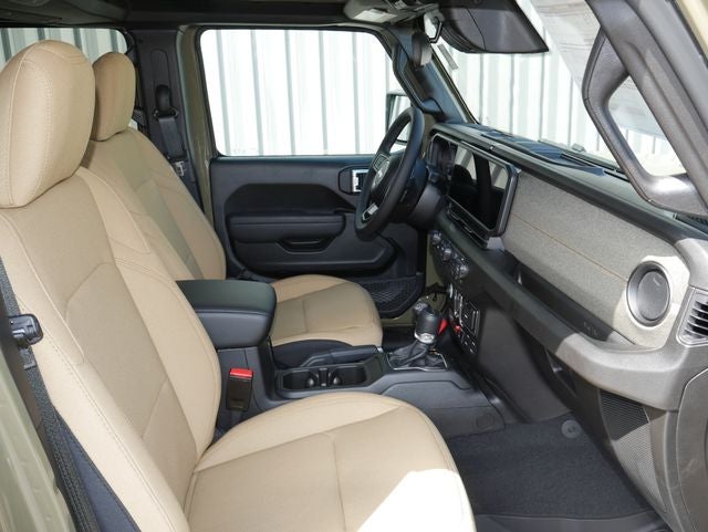 2026 Jeep Gladiator Convoy