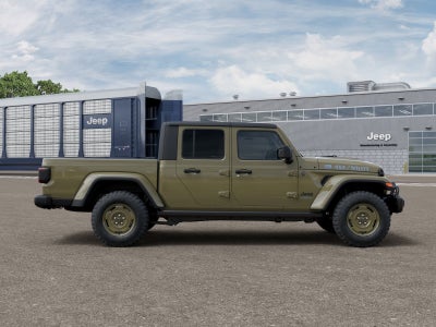 2026 Jeep Gladiator Convoy