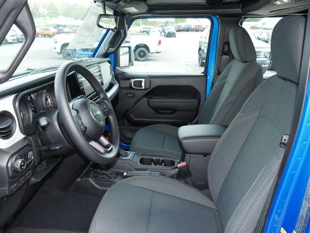 2026 Jeep Gladiator Sport