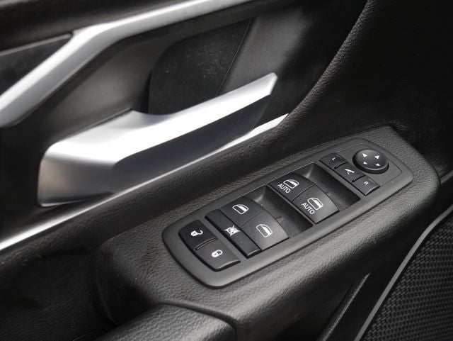 2022 RAM 1500 Big Horn/Lone Star Night Edition