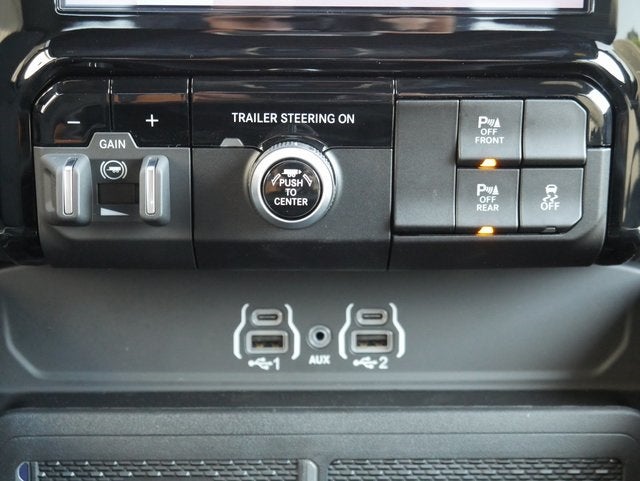 2026 RAM 1500 Big Horn/Lone Star Night Edition