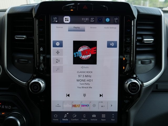 2026 RAM 1500 Big Horn/Lone Star Night Edition