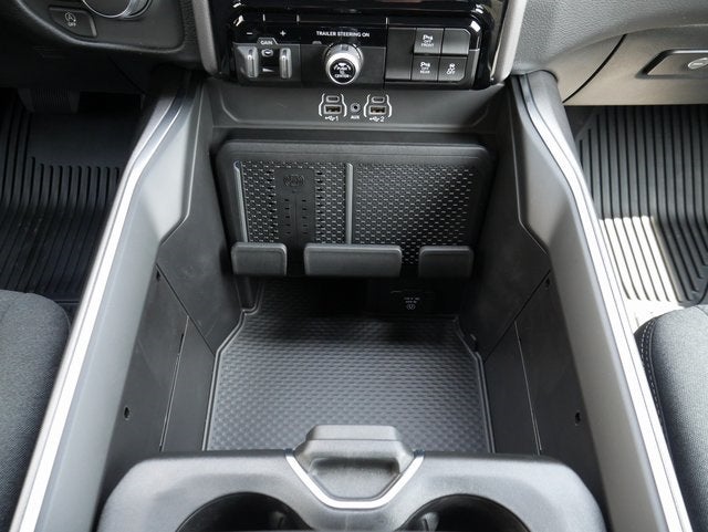 2026 RAM 1500 Big Horn/Lone Star Night Edition