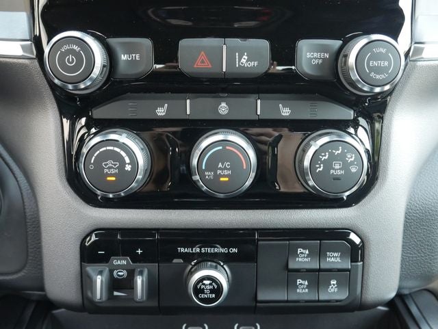 2026 RAM Ram 1500 Big Horn/Lone Star Night Edition