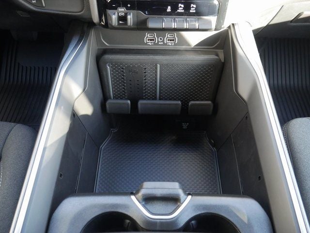 2026 RAM 1500 Big Horn/Lone Star Night Edition