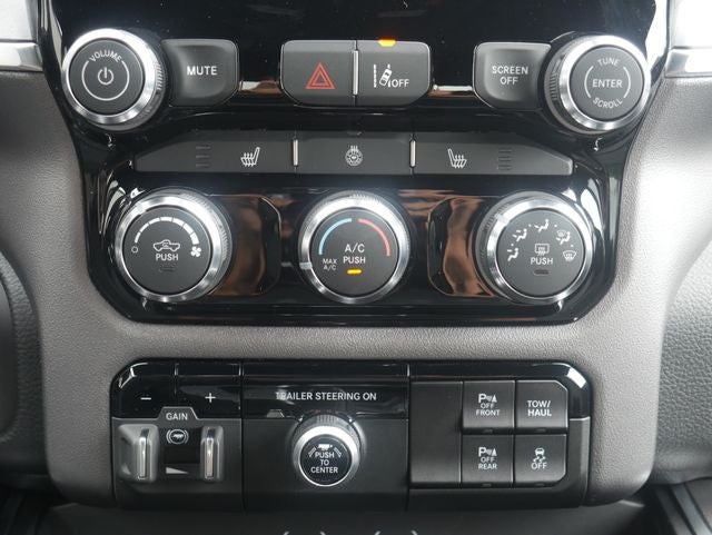 2026 RAM Ram 1500 Big Horn/Lone Star Night Edition