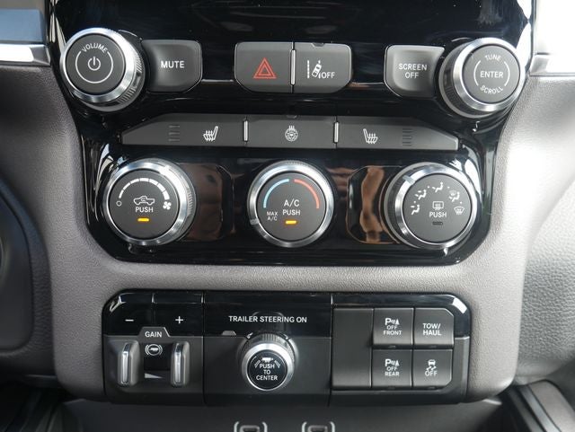 2026 RAM Ram 1500 Big Horn/Lone Star Night Edition