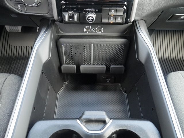 2026 RAM 1500 Big Horn/Lone Star Night Edition