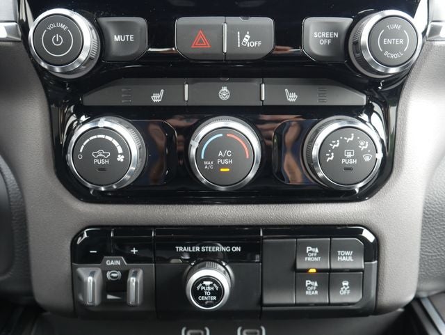2026 RAM Ram 1500 Big Horn/Lone Star Night Edition