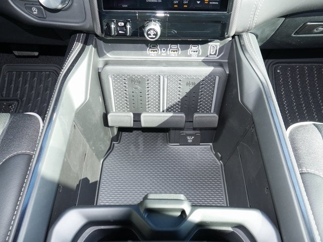 2026 RAM 1500 Limited Night Edition