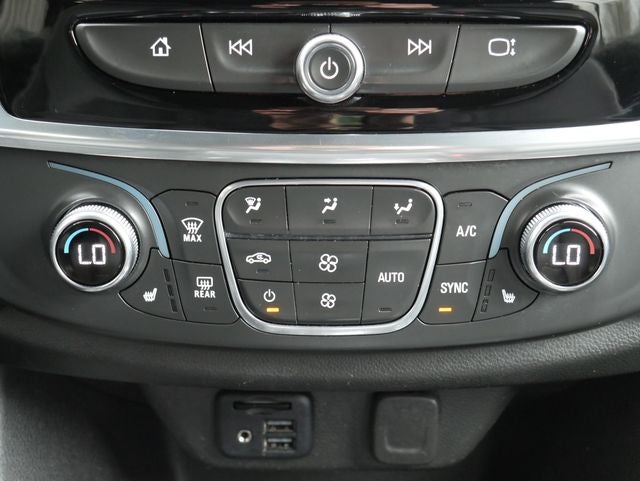 2022 Chevrolet Traverse LT Leather