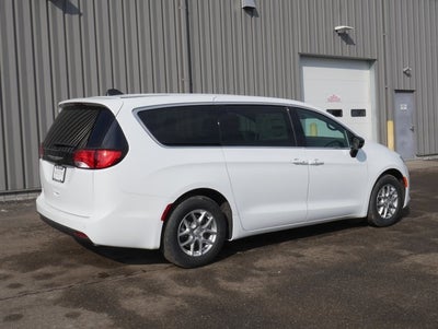 2026 Chrysler Voyager LX