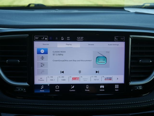 2022 Chrysler Pacifica Touring