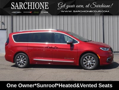 2025 Chrysler Pacifica Hybrid Pinnacle