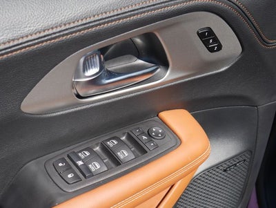 2025 Chrysler Pacifica Hybrid Pinnacle
