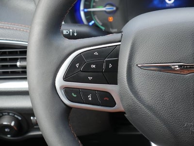 2025 Chrysler Pacifica Hybrid Pinnacle