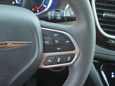 2025 Chrysler Pacifica Hybrid Pinnacle